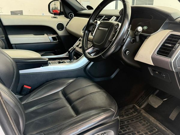 2014-Land-Rover-Range-Rover-Sport-30-SDV6-HSE image:22
