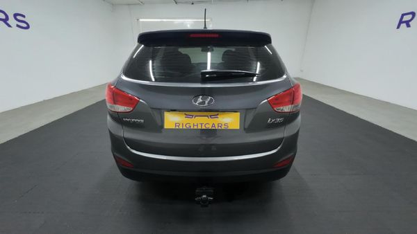2013-Hyundai-ix35-20-GL-Premium image:4