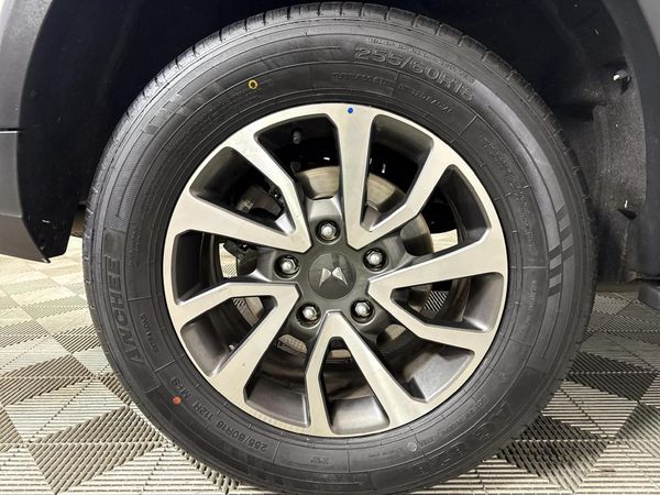 2023-Mahindra-Scorpio-N-22D-Auto-Z8 image:5