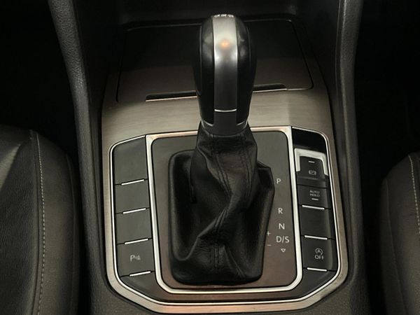 2017-Volkswagen-Golf-SV-14-TSI-Comfortline-Auto image:10