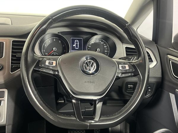 2017-Volkswagen-Golf-SV-14-TSI-Comfortline-Auto image:12