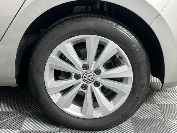 2017-Volkswagen-Golf-SV-14-TSI-Comfortline-Auto image:6