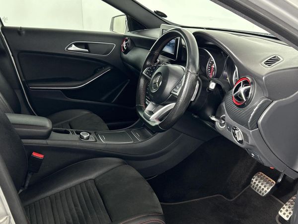 2016-Mercedes-Benz-A-Class-A-250-Sport-Auto image:9