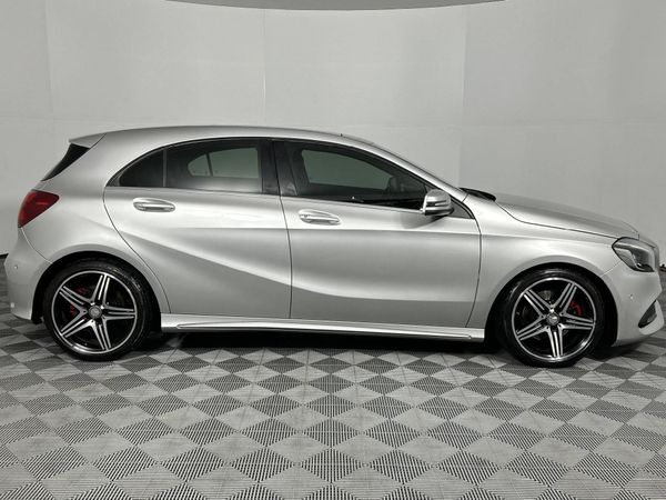 2016-Mercedes-Benz-A-Class-A-250-Sport-Auto image:16
