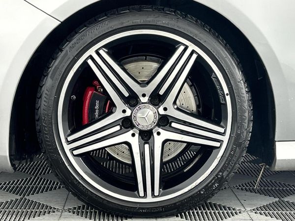 2016-Mercedes-Benz-A-Class-A-250-Sport-Auto image:4