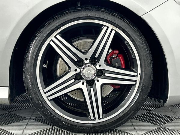 2016-Mercedes-Benz-A-Class-A-250-Sport-Auto image:5