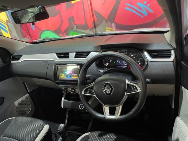 2021-Renault-Triber-10-Intens-Auto image:4