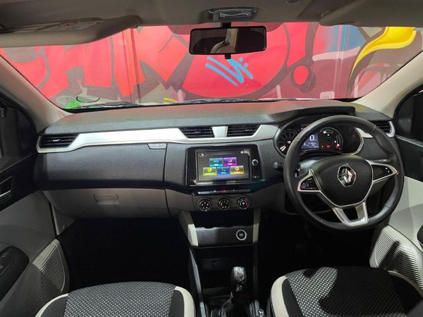 2021-Renault-Triber-10-Intens-Auto image:5