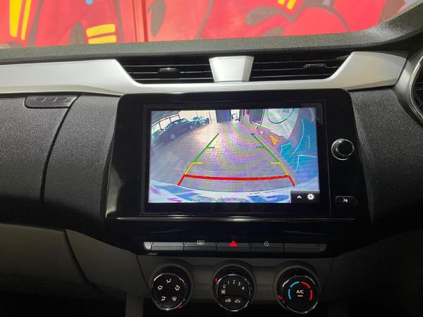2021-Renault-Triber-10-Intens-Auto image:6