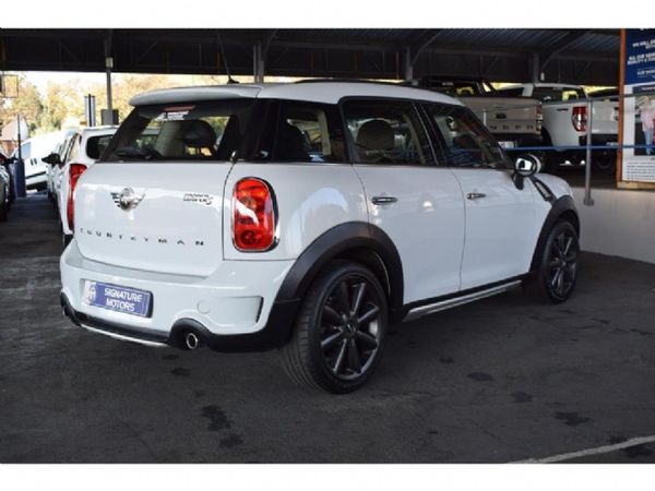 2015-MINI-Countryman-Cooper-S-Auto image:5