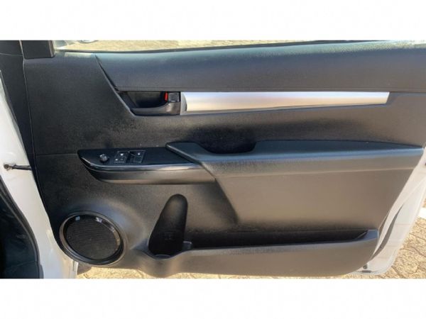 2024-Toyota-Hilux-24-GD-Single-Cab image:10
