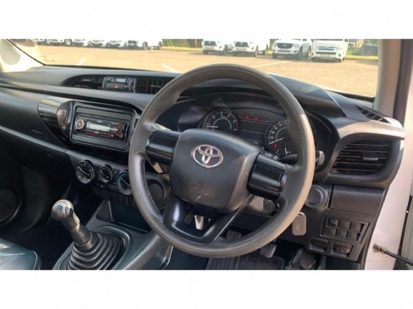 2024-Toyota-Hilux-24-GD-Single-Cab image:16