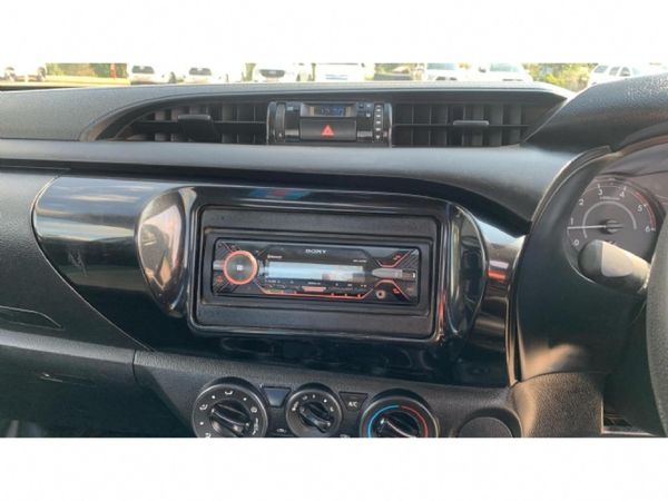 2024-Toyota-Hilux-24-GD-Single-Cab image:20