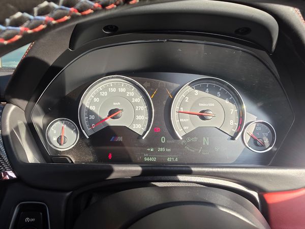 2020-BMW-M4-Coupe-Auto image:8
