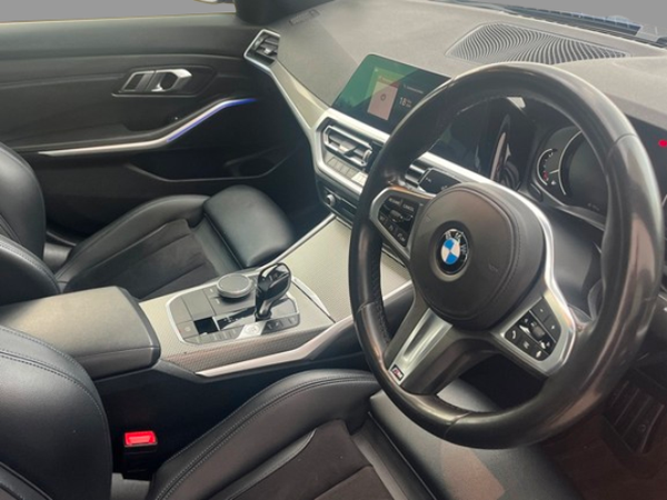 2020-BMW-3-Series-320i-M-Sport image:5