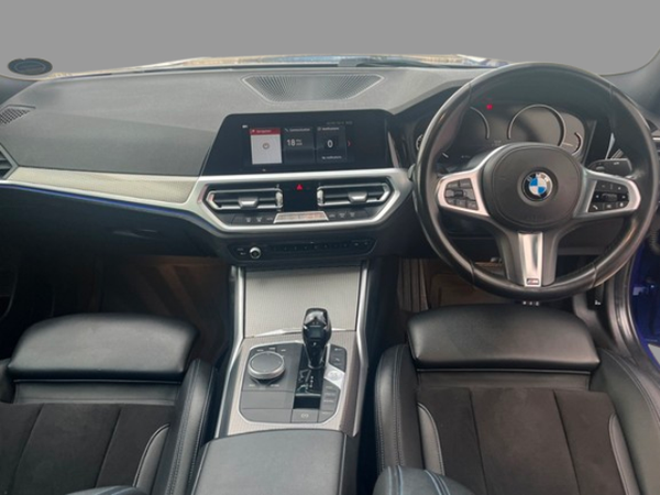 2020-BMW-3-Series-320i-M-Sport image:6