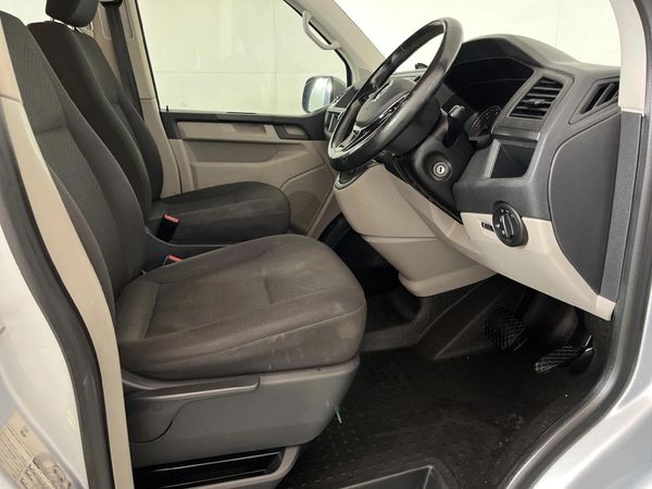 2019-Volkswagen-Kombi-20-TDI-Auto-103kW-Trendline image:8