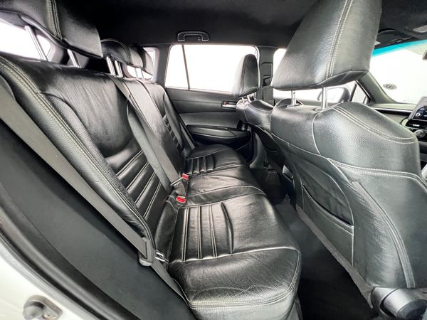 2021-Toyota-Corolla-Cross-18-XS image:13