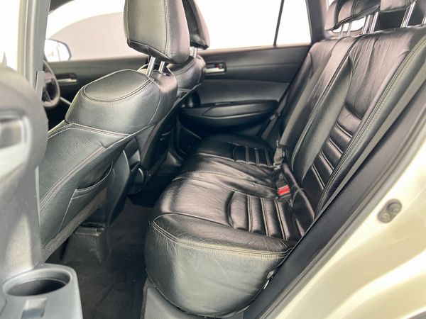 2021-Toyota-Corolla-Cross-18-XS image:14