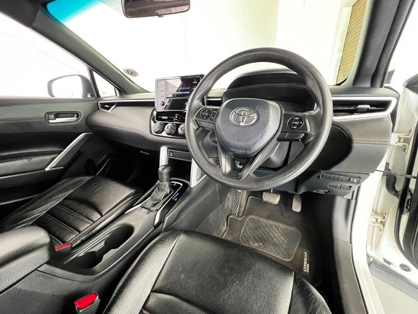2021-Toyota-Corolla-Cross-18-XS image:7