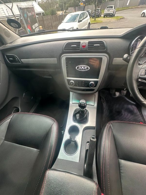 2024-JAC-T8-20-CDI-Lux-Double-Cab image:10