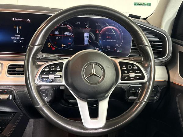 2021-Mercedes-Benz-GLE-400d-4Matic image:12
