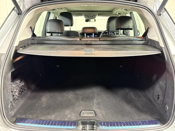 2021-Mercedes-Benz-GLE-400d-4Matic image:14