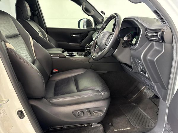 2023-Toyota-Land-Cruiser-300-V6-33-D-GR-S image:9