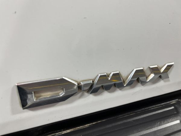2019-Isuzu-D-Max-300-LX-Auto-Double-Cab image:11