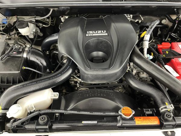 2019-Isuzu-D-Max-300-LX-Auto-Double-Cab image:14