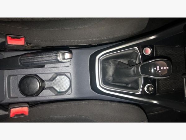 2021-Volkswagen-T-Cross-10-TSI-Comfortline-Auto image:4