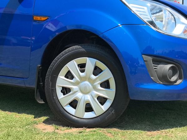 2014-Ford-Figo-14-TDCi-Ambiente image:12
