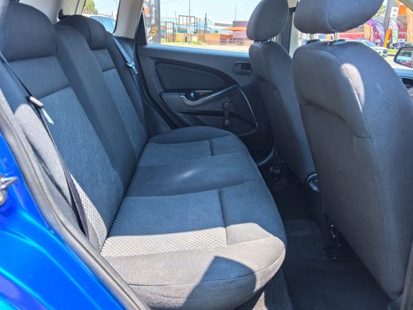 2014-Ford-Figo-14-TDCi-Ambiente image:23