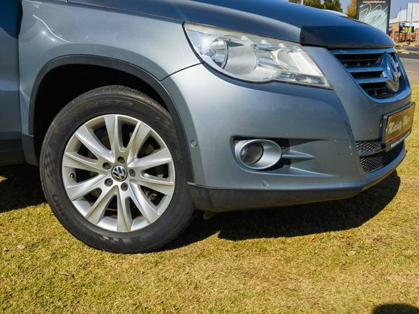 2008-Volkswagen-Tiguan-20-TSI-Sport-Style-4Motion-Auto image:2