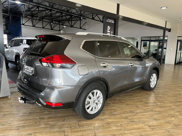 2022-Nissan-X-Trail-25-Acenta-4x4-Auto image:3