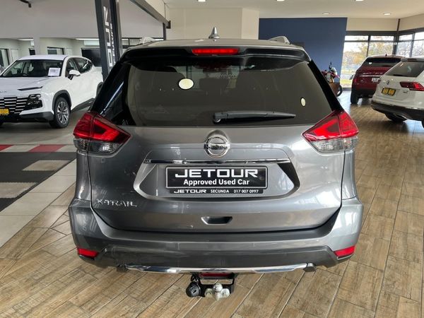 2022-Nissan-X-Trail-25-Acenta-4x4-Auto image:4