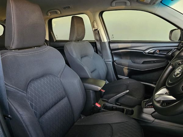 2023-Toyota-Urban-Cruiser-15-XR-Auto image:9
