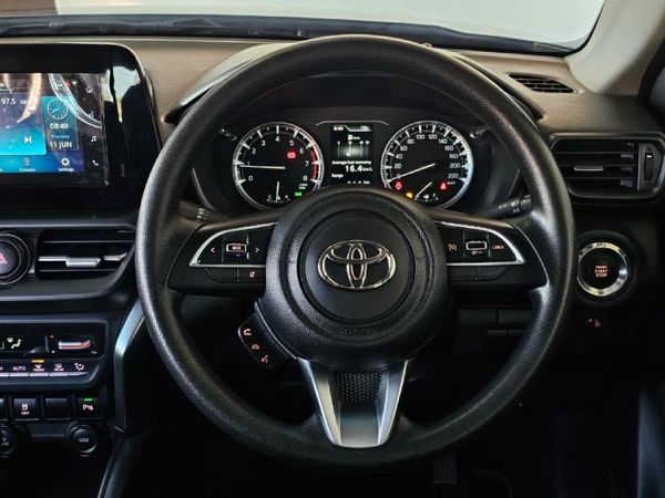 2023-Toyota-Urban-Cruiser-15-XR-Auto image:14