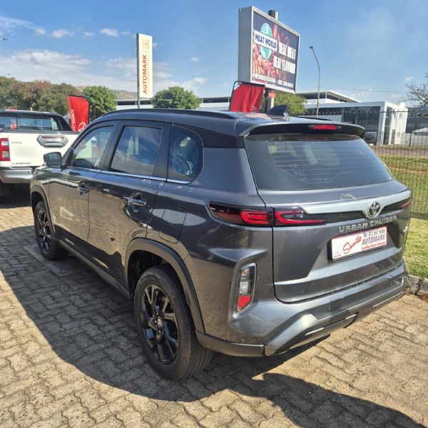2023-Toyota-Urban-Cruiser-15-XR-Auto image:3