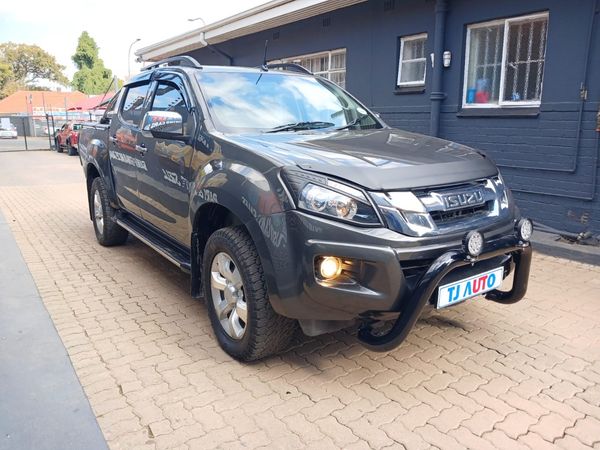 2015-Isuzu-KB-300-D-Teq-LX-Auto-Double-Cab image:2