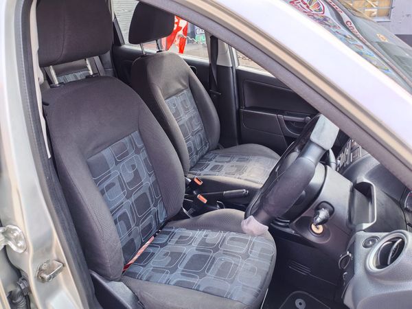 2007-Ford-Fiesta-14i-5-dr image:13