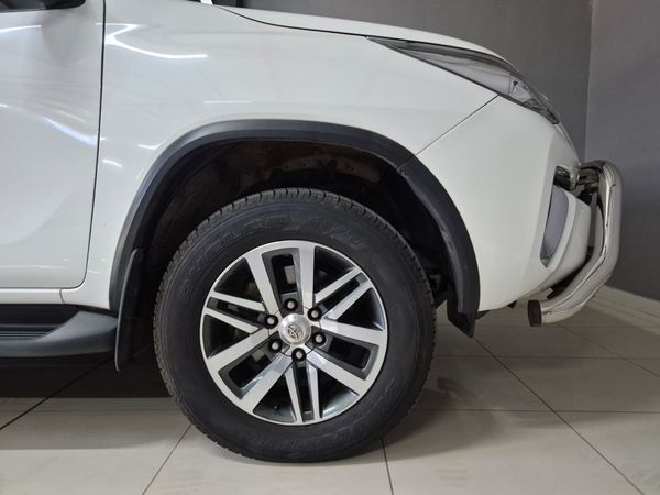 2021-Toyota-Fortuner-28-GD-6-Epic-Auto image:4