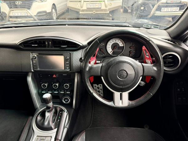2015-Toyota-86-20-High-Auto image:12