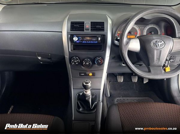 2018-Toyota-Corolla-Quest-16-Plus image:8