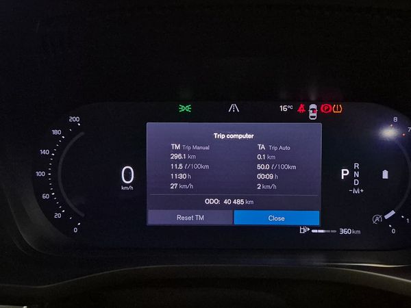 2023-Volvo-XC60-B5-Momentum-Geartronic-AWD image:3