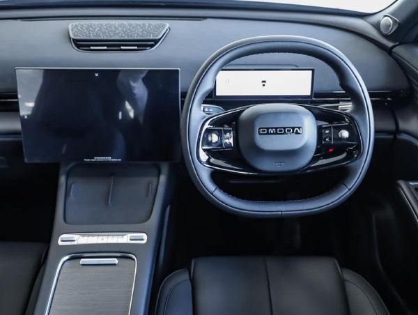 2026-Omoda-C7-16T-Luxury image:15