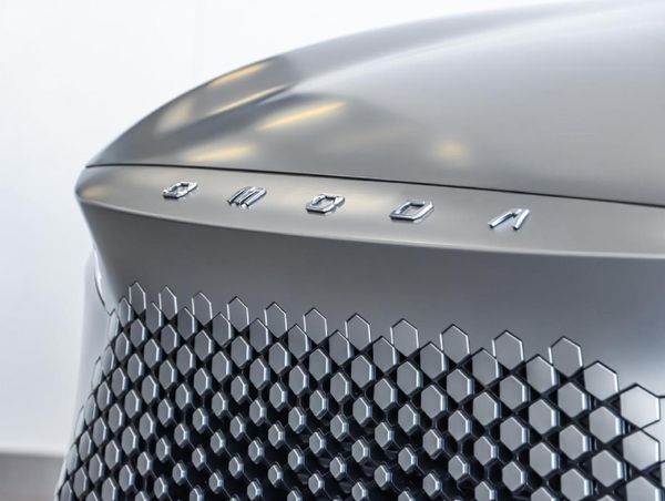 2026-Omoda-C7-16T-Luxury image:3