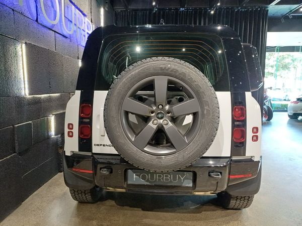 2024-Land-Rover-Defender-110-D300-SE-X-Dynamic-221kW image:5