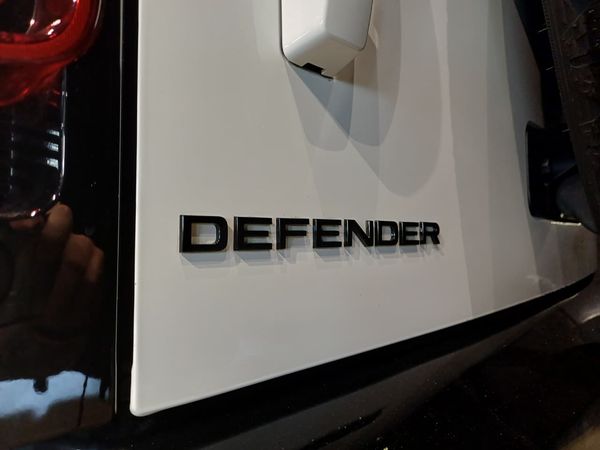 2024-Land-Rover-Defender-110-D300-SE-X-Dynamic-221kW image:8