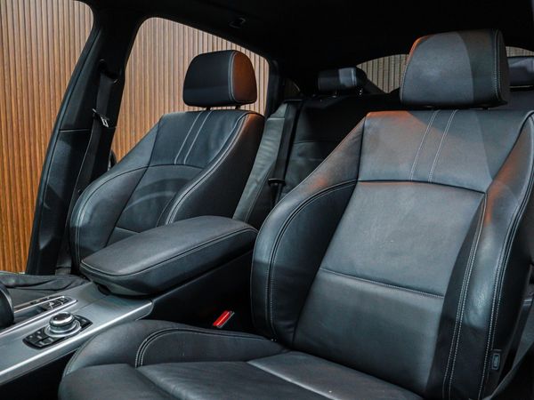 2015-BMW-X4-xDrive20d-M-Sport image:8